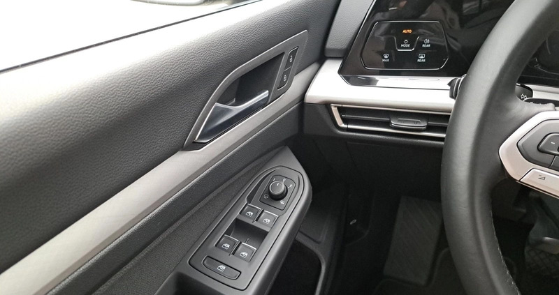 Volkswagen Golf cena 91690 przebieg: 104097, rok produkcji 2020 z Tychowo małe 562